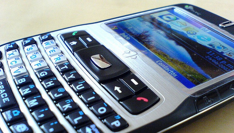 The Windows Mobile Marketplace is set to die on May 9th