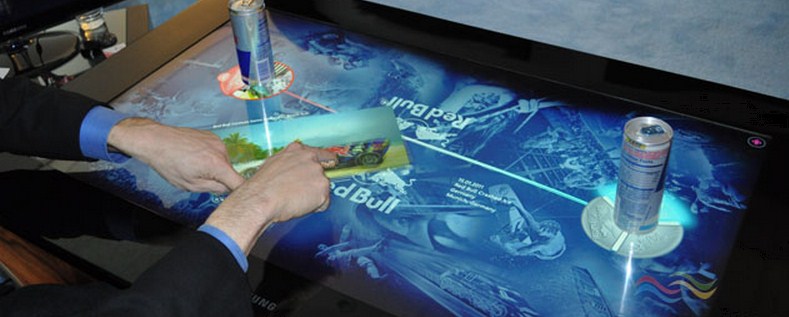 Microsoft shows off some gooey NUI goodness on the Surface 2
