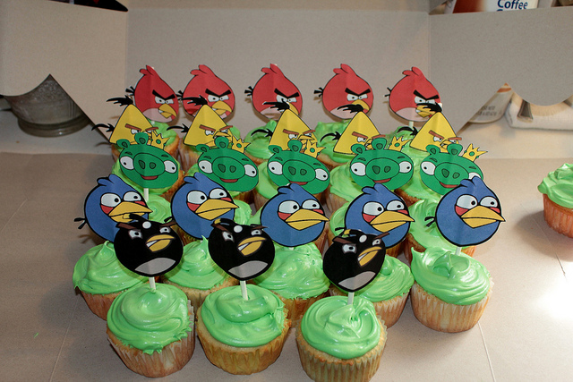 The unstoppable Angry Birds Space hits 20 million downloads in first week