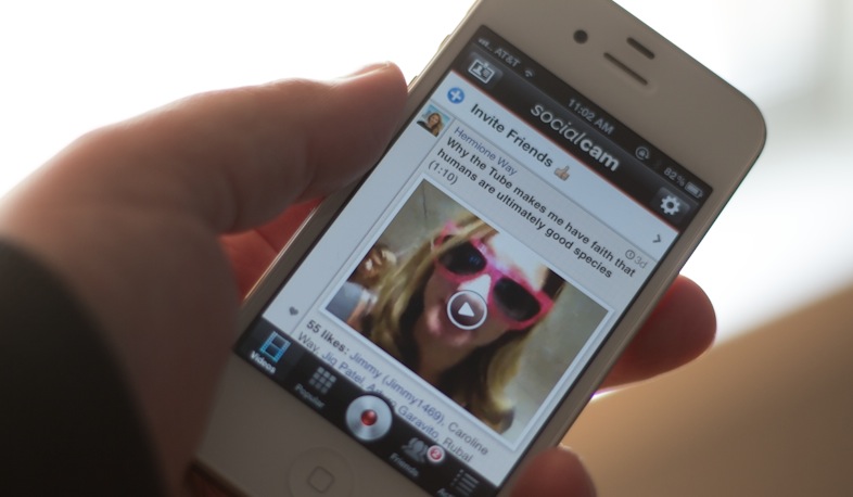 Socialcam 4.0 applies themes and soundtracks to video in seconds to become the Polaroid of video