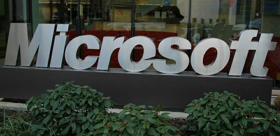 Office 15 intro clip promises cloud-based, anti-Google platform