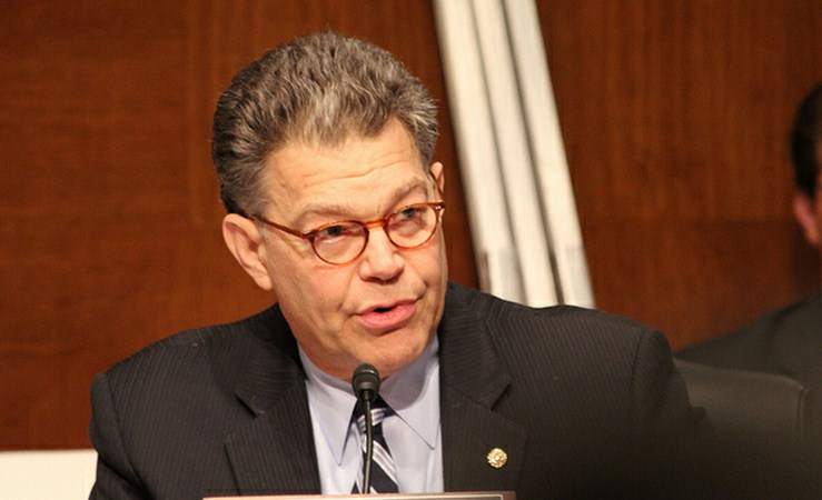 Sen. Franken slams Comcast for potentially anti-competitive behavior, demands improved oversight