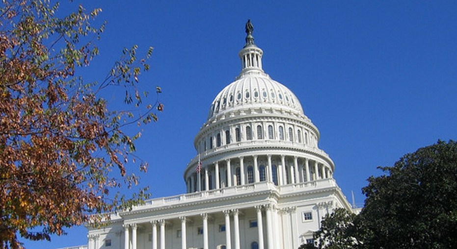 Leading Senate cyber-security bill attacked by privacy groups, calling the CISPA alternative into doubt ...