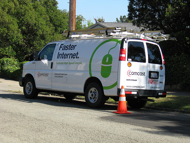 Comcast boosts 250GB data cap to 300GB and more, blames it on the iPad and set-top boxes