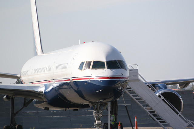 US Senator investigates Google, NASA over use of private airfield for company jets