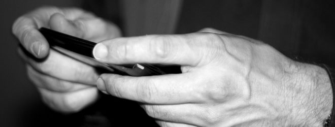 Nearly half of UK mobile owners now use smartphones but manufacturers need to work on conversion
