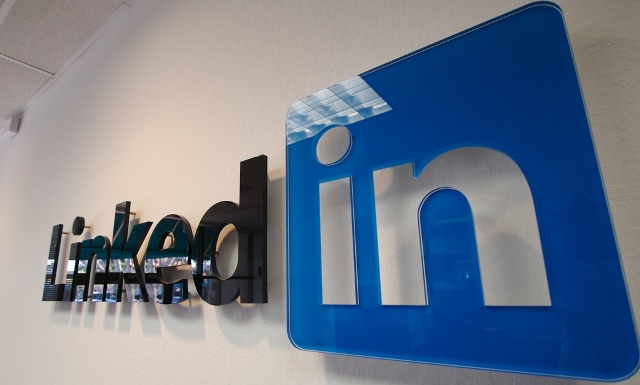 LinkedIn updates iOS app following data transmission concerns, but insists: “It’s a great ...
