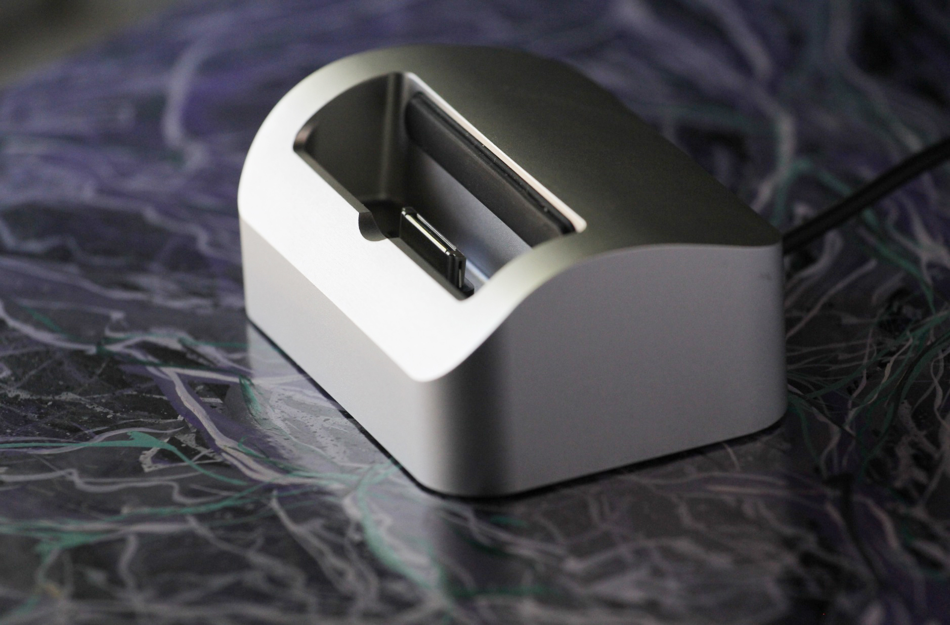 Review: The Elevation Dock broke Kickstarter records, but can it beat Apple at the hardware game?