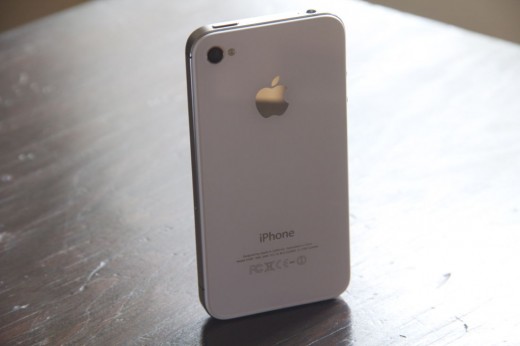 Apple readies to wage smartphone market-share war with second prepaid U.S. carrier