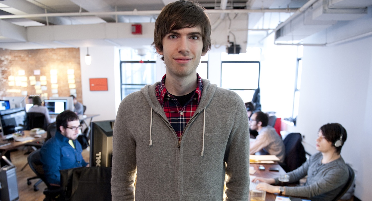 Tumblr launches Photoset: An iOS-only photo sharing app that could help it lure in new users