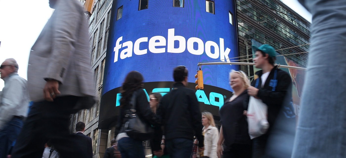 Facebook officially passes 1 billion monthly active users