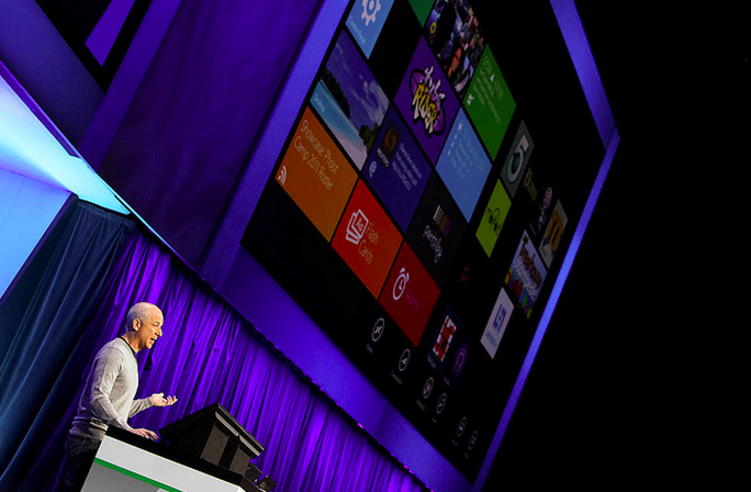 To the top: Windows 8 hits #1 on Amazon’s software sales charts