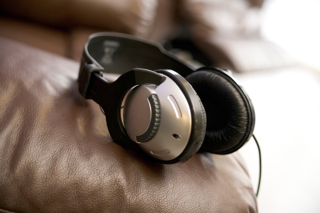 Spotify be damned: 1 billion digital songs already sold in the US this year, up 15% over 2011