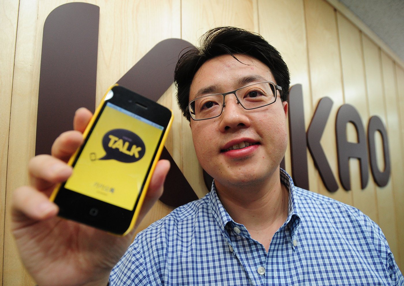 Korean messaging company Kakao partners with Yahoo Japan, eying larger Japanese profile