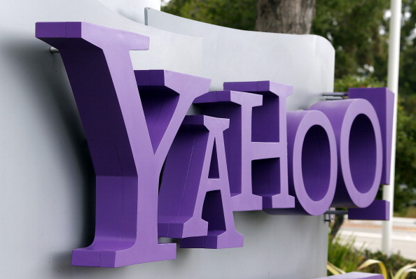 Yahoo faces the Mayer dilemma as quarterly earnings are released: focus on media or go social