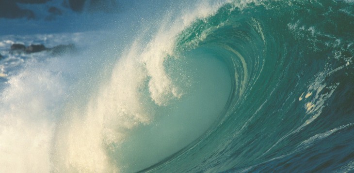 Wavii waves hello to version 2.0 of its news feed app, letting friends discuss stories in real time