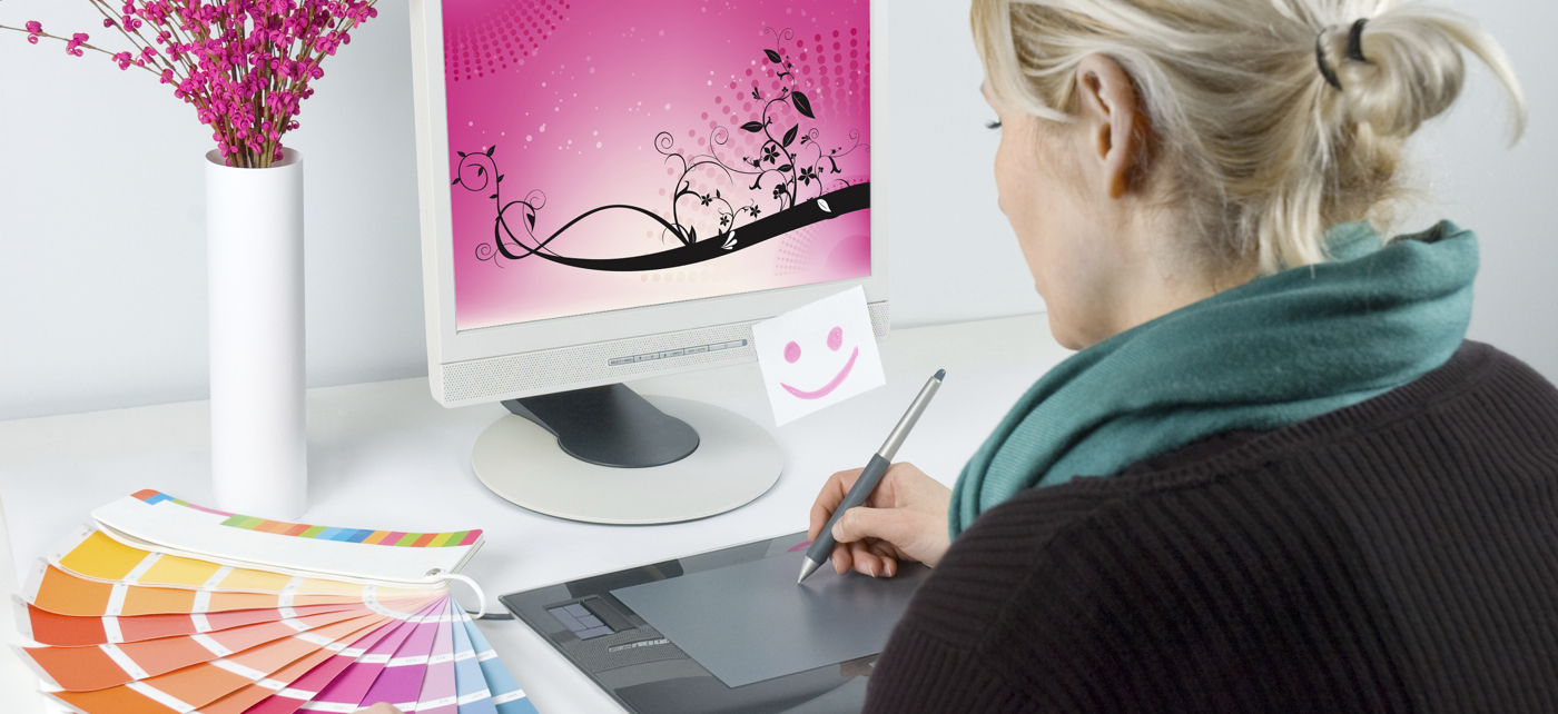 If 99designs and Dribbble had a baby, the result would be Dezquare