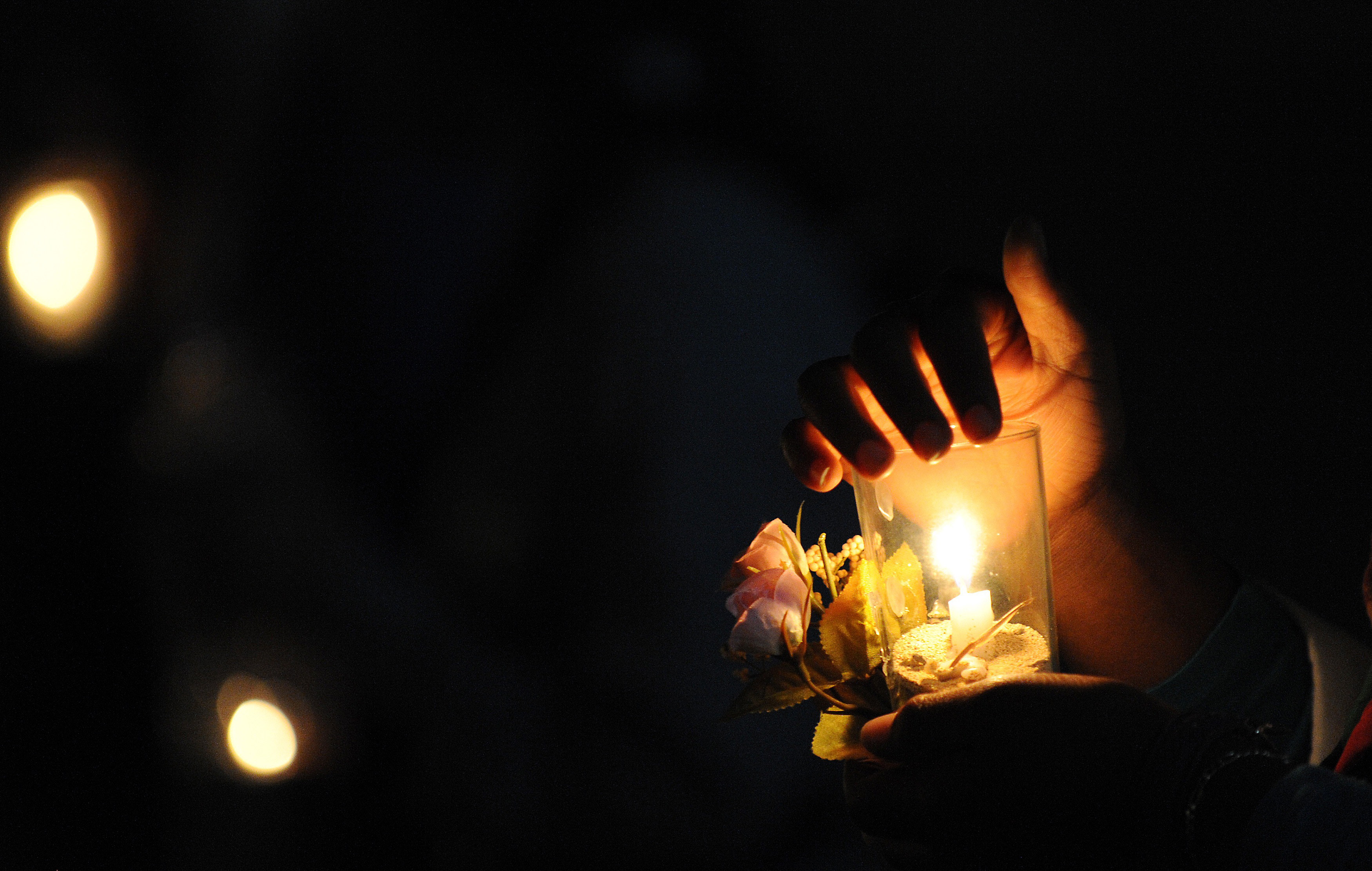 Join MC Hammer, Jack Dorsey, and the Internet for a Moment of Silence for Sandy Hook on December 21