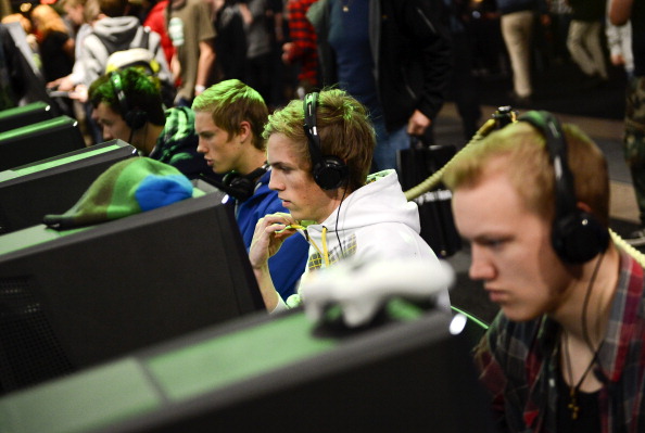 “Guitar Hero” creator raises $6 million to make mobile devices into the new game consoles ...