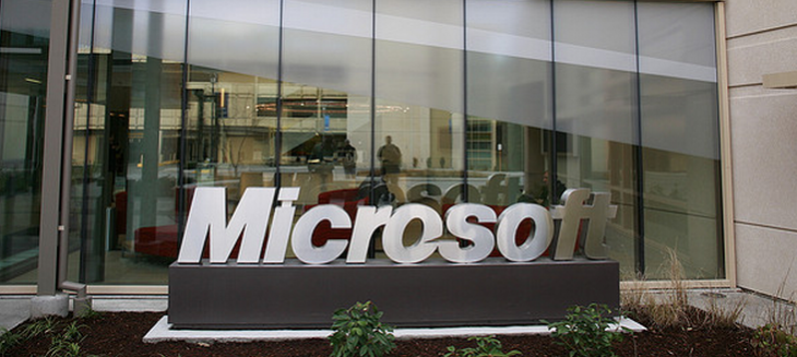 Microsoft’s holiday push to see Surface’s distribution expand, and Windows Phone 8’s ...