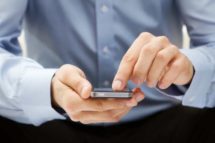 WhatsApp cuts iPhone app to free for a limited time as messaging space continues to heat up