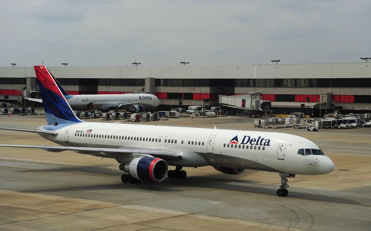Delta launches iPad app with mapping and social features, updates iPhone version with Passbook support ...