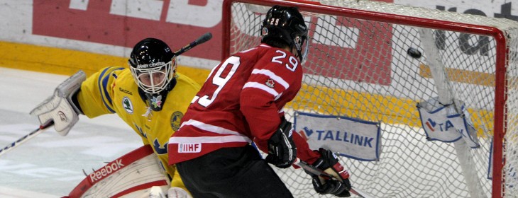 NHL GameCenter launches on Xbox Live, offering live HD games, split screen viewing and more