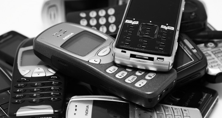 UK mobile users hoard their old phones to the tune of £6.86 billion