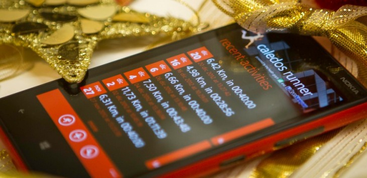 Meet Blink, a Windows Phone 8 app that takes photos in bulk so you can always nail the moment