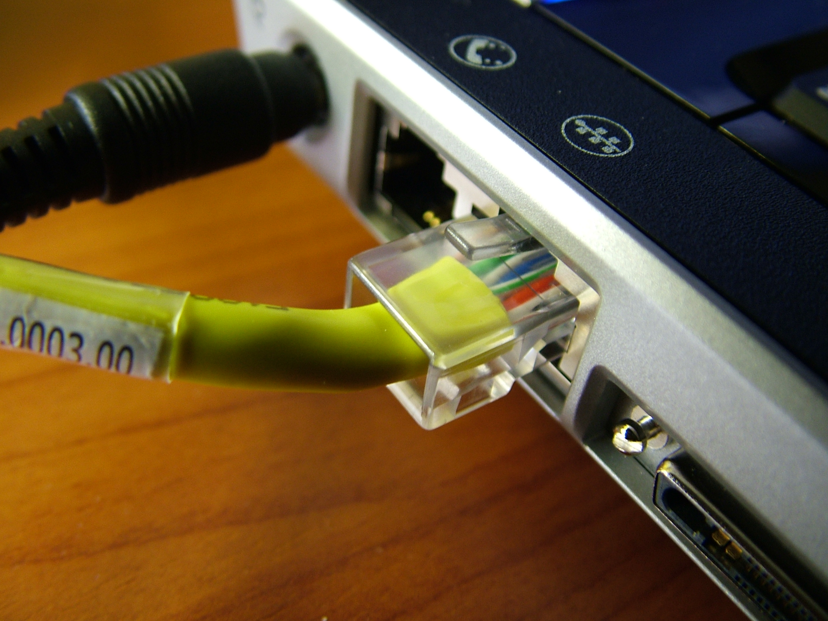 Интернет кабель для ноутбука