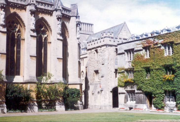 University of Oxford temporarily blocks Google Docs to halt phishing attacks against students and staff ...