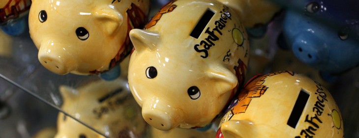 BUDGT is a stunning iPhone app to help you manage expenses and stick to a monthly budget