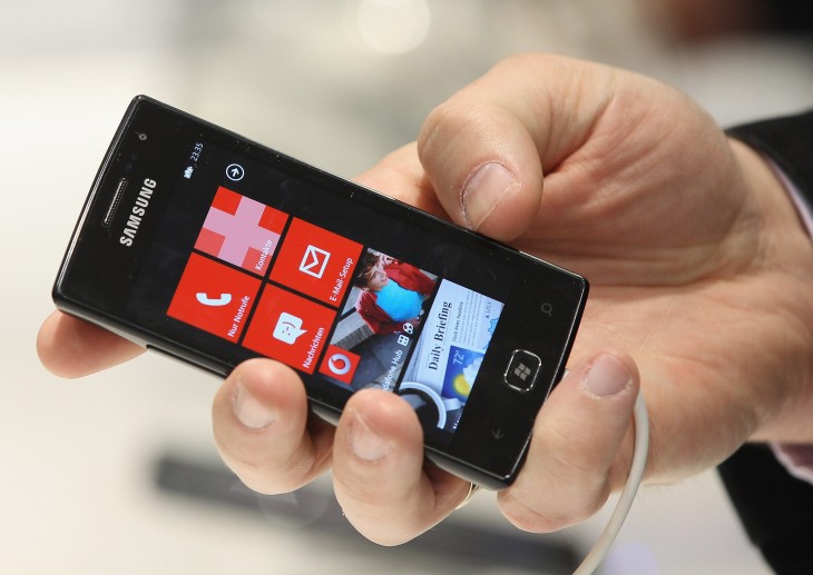 Samsung ‘stringing’ Microsoft along to hurt Windows Phone? Politely, no