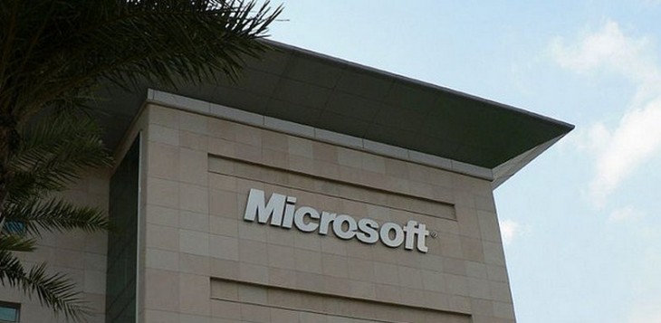This week at Microsoft: Hacks, Internet Explorer market share, and the Surface Pro