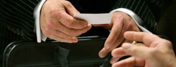 Reach Network is an address book app for iOS that updates your contacts’ information in real-time