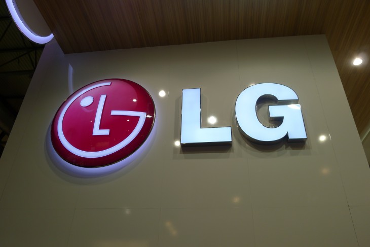 LG announces white Nexus 4, will launch internationally starting May 29