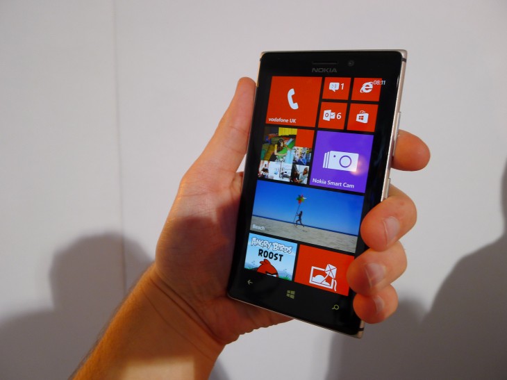Hands-on with the Nokia Lumia 925, the best Windows Phone handset that money can buy