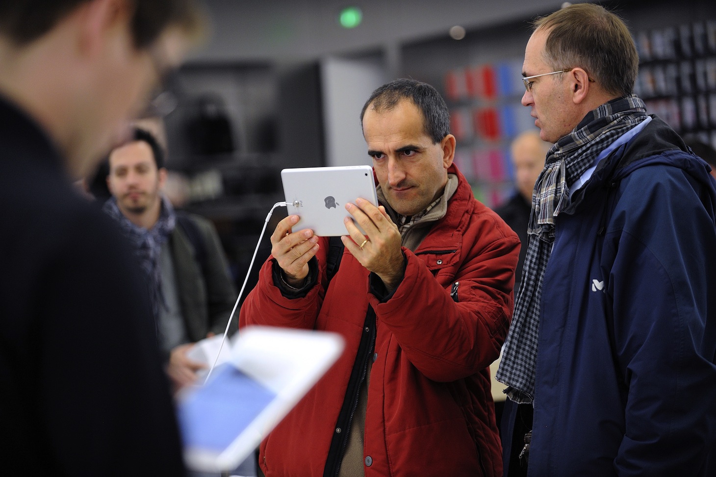 Meanwhile, in France: Apple to pay $6.5 million in unpaid taxes on 2011 iPad sales