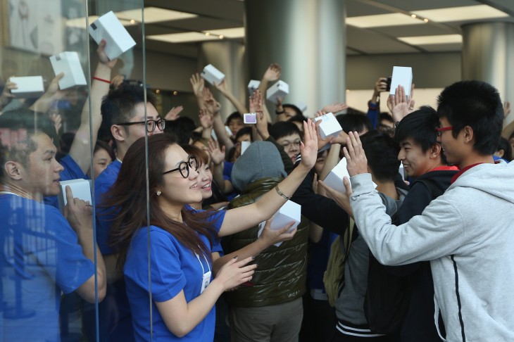 Following a recent fatality, Apple publishes Chinese web page encouraging use of official chargers