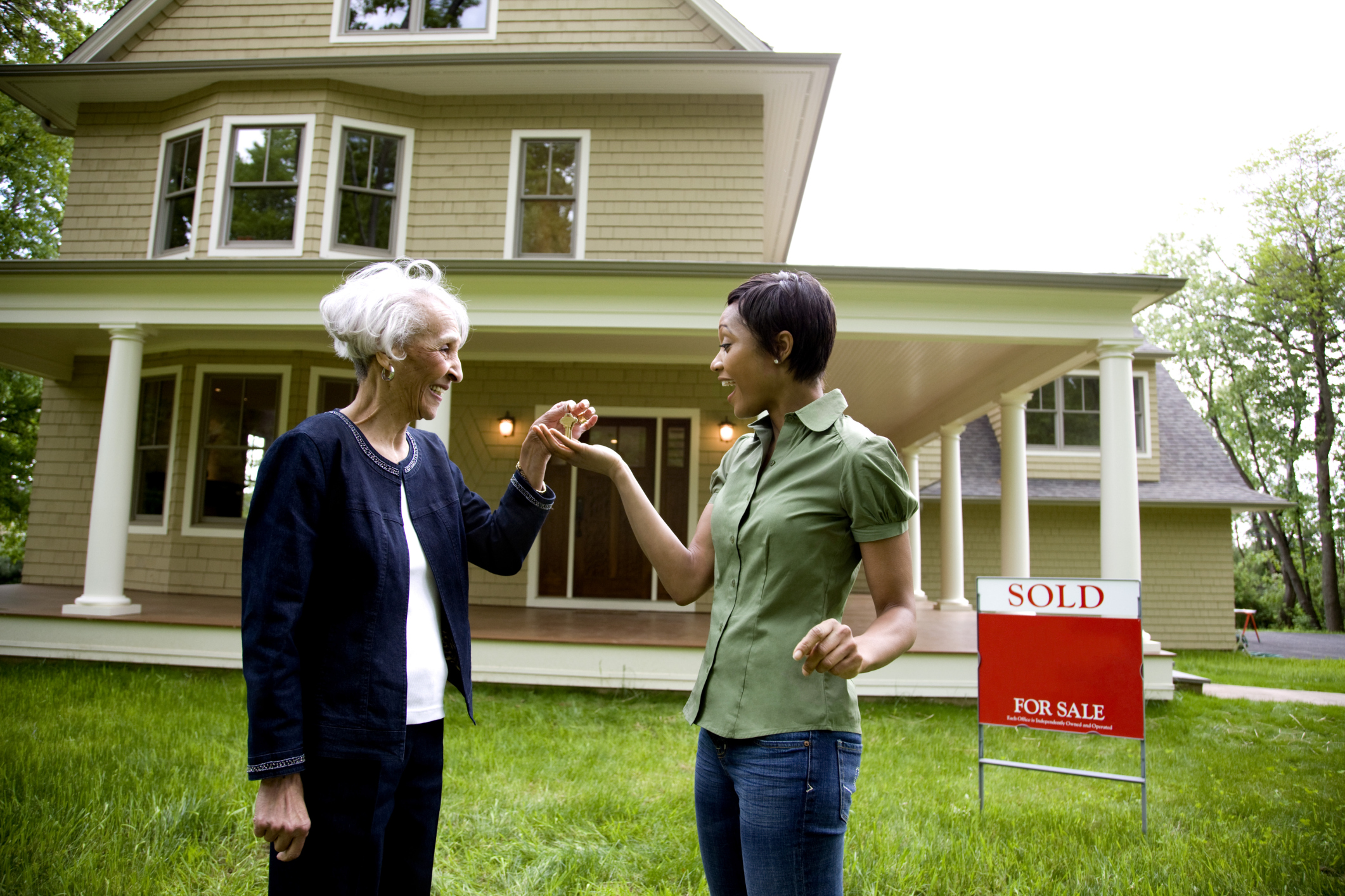 What are the benefits of doing a Trulia real estate search?
