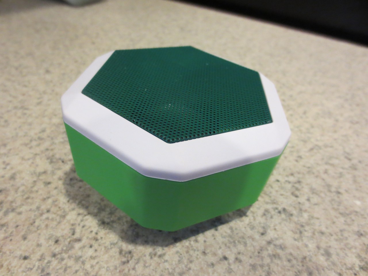 Boombot Rex review: Great sound meets durability in this life-proof Bluetooth speaker Featured Image