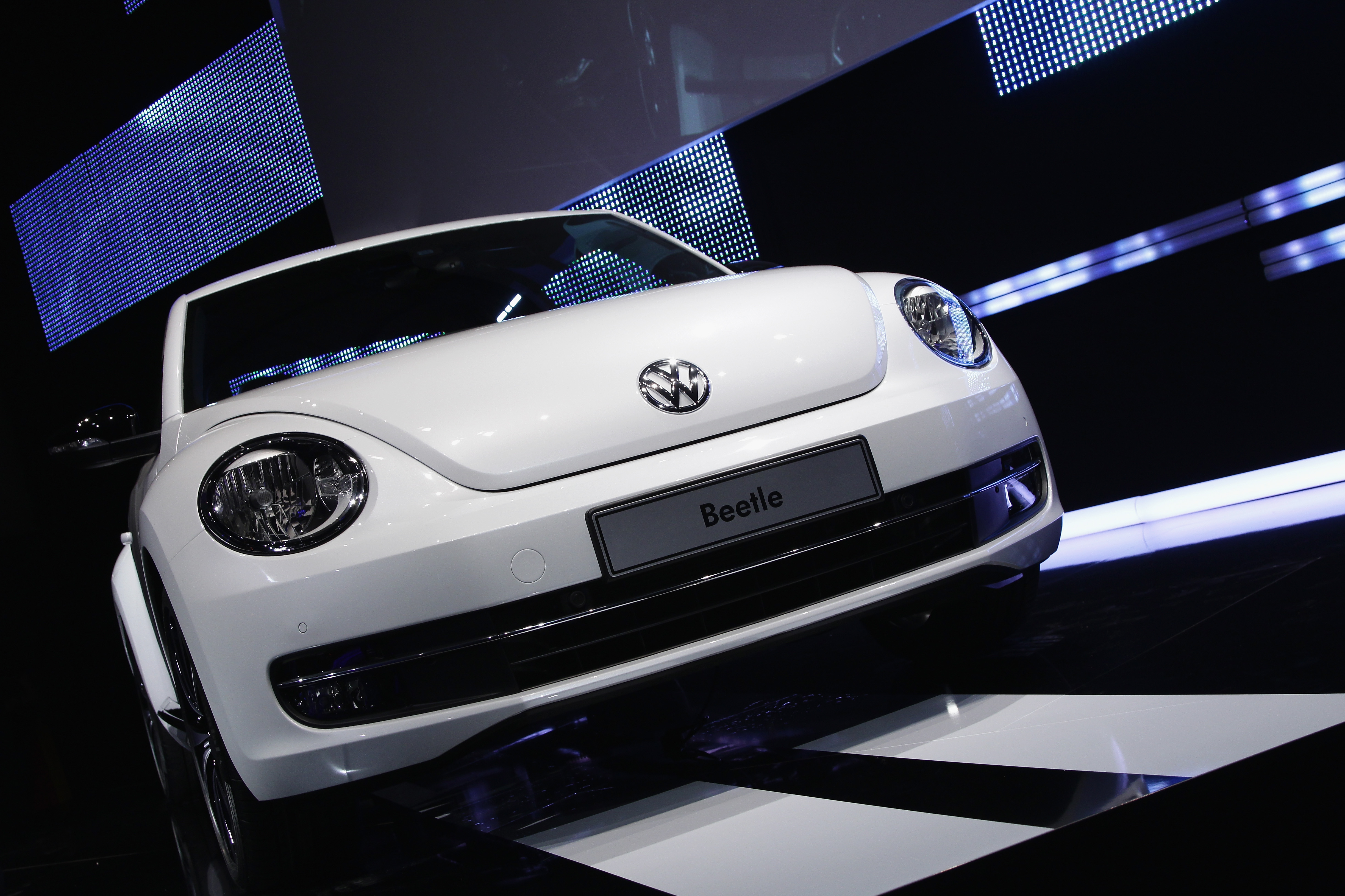 Volkswagen Presents New VW Beetle