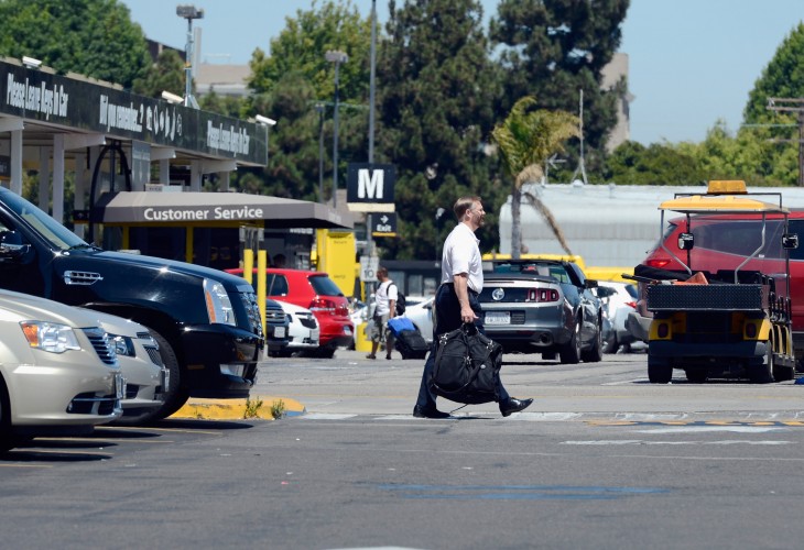 Airport car-sharing startup FlightCar will pay you up to $400 per month to rent out your car