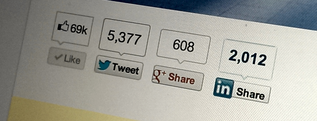 The 10 commandments of social sharing and driving traffic to your website Featured Image