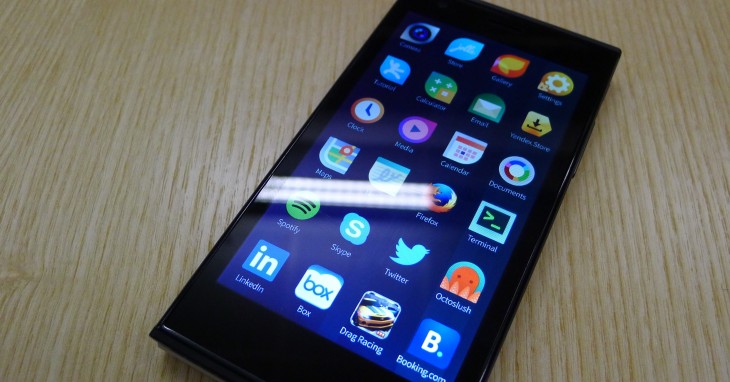 Jolla hands-on: A closer look at the first Sailfish OS-powered smartphone
