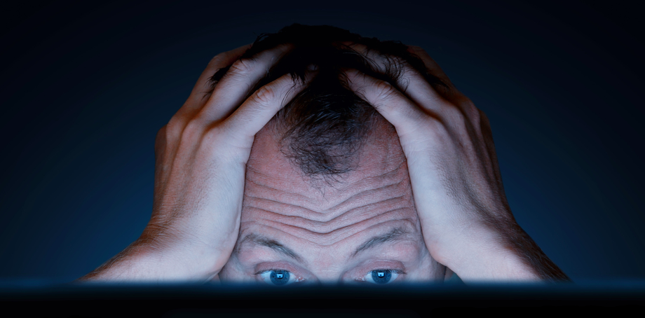 “I hired a developer on Elance to build my first iPhone app, this was my experience”