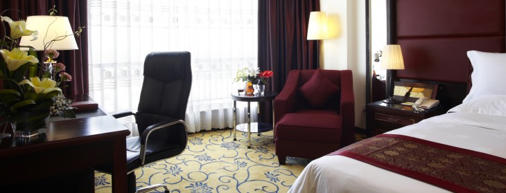 Working from your hotel room: How to prepare an efficient mobile office