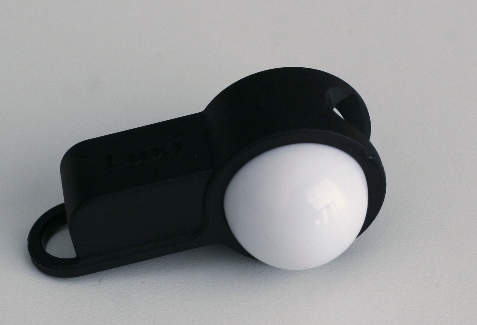 Luxi Turns Your iPhone Into an Incident Light Meter