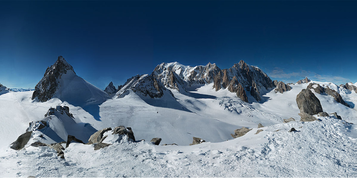 Here’s how a 353-gigapixel panorama is made