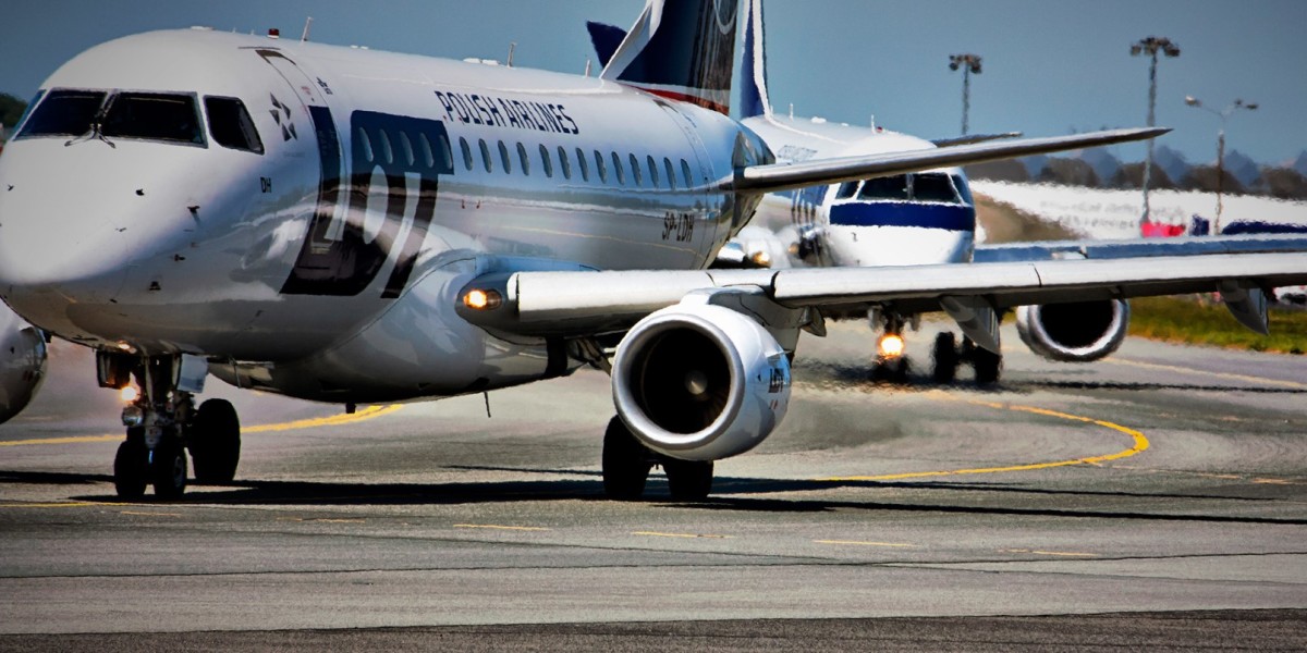 LOT Airline